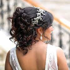 Penteados para noivas cabelo preso com tiara 