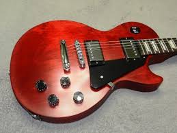Gibson Sg Vs Les Paul Whats The Difference And Which Is
