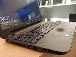 At the heart of the device, one can find a 3rd generation intel core i3 3217u processor with a clock speed of 1.8ghz and loaded on hm76. ØªØ¹Ø±ÙŠÙØ§Øª Dell Inspiron 3521 Core I3 Dell Inspiron 3521 Card Rá»i Amd Laptop Gia Ráº» Laptop T