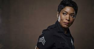 The actress opened up to et about some of her favorite experiences from. Angela Bassett Filme Serien Und Biografie