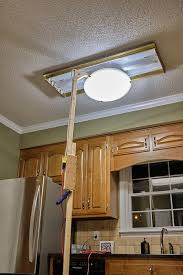 Telescoping Ceiling Light Test Stand