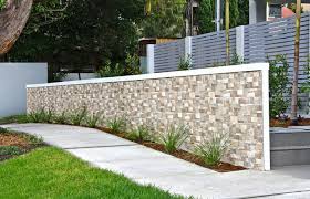 how to choose a front wall for your
