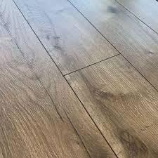 rustic oak 8mm laminate flooring