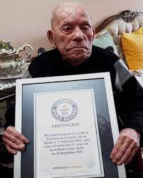 World's oldest man dies at 112 ...