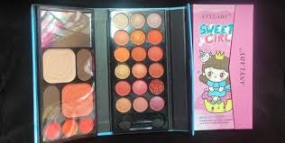 colorbar get the look makeup kit