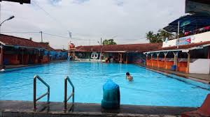 Lokasi cipanas garut strategis sekali. Hot Spring Area Review Of Cipanas Garut Hot Springs Garut Indonesia Tripadvisor