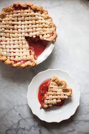 https://zoebakes.com/2018/05/20/strawberry-rhubarb-pie/ gambar png