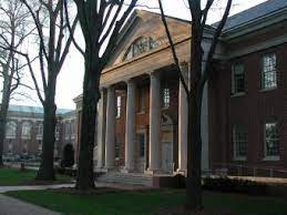 It has a total undergraduate enrollment of 1,837, its setting is suburban, and the campus size is 665 acres. Mathematics And Computer Science Davidson