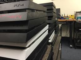 Support your local game store and help bring an old friend back to life! Ps4 Repair Hdmi Disc Drive Bug Infested Overheats We Can Fix It Tronicsfix Llc