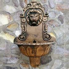 drinking fountain lion head rust finish