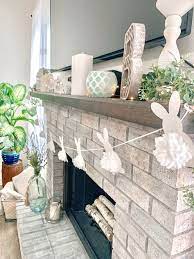 Decorating Your Mantel For Easter