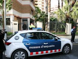 Resultado de imagen de fotos de coches de los mossos de escuadra