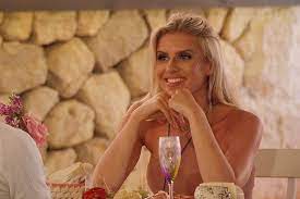 This financial marketing exec isn't going to let anything, or anyon. Love Island Fans Disgusted As Chloe 25 Is Told She S Maybe Passing Her Prime A Little Bit Manchester Evening News