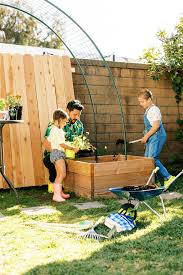 Diy Keyhole Garden A Dad S Guide To A