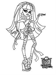 But instead of traditional characters in a book appeared ghosts and vampires. Kids N Fun Com 32 Coloring Pages Of Monster High