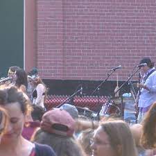 Let your audience know what to hear first. Bozeman Officials Weigh Status Of Music On Main Other Summer Events Keci