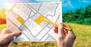 difference between a map and a site plan