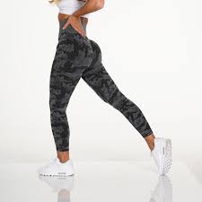 seamless camo workout leggings