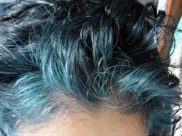 As it fades with washing though, the amount of blue tone in your hair decreases and the remaining blue blends with the yellow in your hair to look green. Blue Hair Streaks Purple Hair Dye Voyage Indigo Natural Hair Dye In Gray Hair And Blonde Hair Renaissance Henna