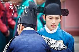 Final two episodes the moon embracing the sun will air wednesday march 14, 2012 (ep.19) and thursday march 15, 2012 yoan apr 23 2016 3:28 am i agree with you, just say me, little yeom is sooo pretty i literally drool everytime he walked in (siwan is just. Circulate9oo On Twitter Im Si Wan Sent A Churro Truck For Yeo Jin Goo My Moon Embracing The Sun Heart