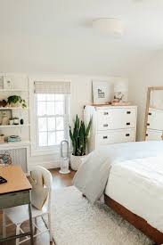 small s bedroom makeover with