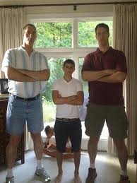 Feel free to post pics, videos and anything related to tall women and their shorter lover. What It S Like To Live As A Seven Foot Seven Giant Gq