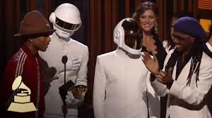 Последние твиты от daft punk (@real_daftpunk). Did Daft Punk Go Helmet Less At The 2014 Grammys Time