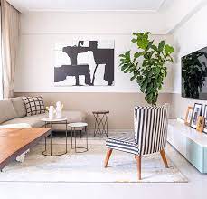 minimalist living room design tips