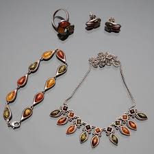 amber stone jewelry in a set of 4 parts