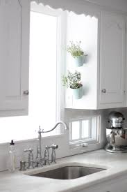 Going out to my kitchen herb garden just a few feet away from my back porch and getting just what i need for my salad, or to have a successful window herbs garden you'll need to choose a window that gets a lot of sunshine throughout the day. 25 Fantastic Indoor Herb Garden Ideas Tipsaholic