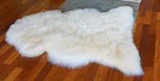 To get the best results when you wash a sheepskin rug you need to allow the leather to dry slowly. How To Clean A Genuine Sheepskin Rug Organic Comfort Market