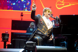 Concert Review Elton John At Gila River Arena In Glendale
