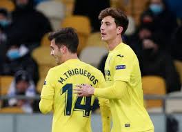 Born 16 january 1997) is a spanish professional footballer who plays as a centre back for villarreal. Villarreal V Man Utd Could Pau Torres Be Solskjaer S Ideal Centre Back Partner For Maguire