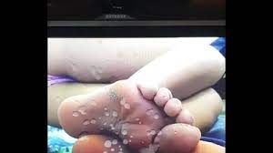 cum tribute for my step sister's feets - XVIDEOS.COM