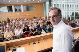 I like to imagine that heiko maas would be the absolute perfect husband. Maas Bundesregierung Will Weitere Is Kinder Nach Deutschland Holen