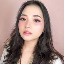 9 beauty influencers indonesia yang