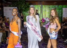makeup free beauty pageant