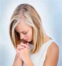 Resultado de imagen para jovenes cristianos orando