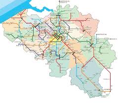 De kaart op basis van openstreetmap toont in real time de locatie van de meer dan 250 treinen op het belgische spoornetwerk. Spoorwegen Van Belgie Kaart Site Foto