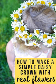 Creating a stunning flower crown for a wedding accessory is easier than it looks. How To Make A Daisy Chain Flower Crown With Real Flowers Creative Green Living