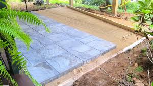 how to lay a brick patio without cement