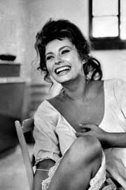 It was directed by clemente fracassi and produced by gregor rabinovitch and federico. Sophia Loren Feiert Ihren 85 Geburtstag Eine Hommage