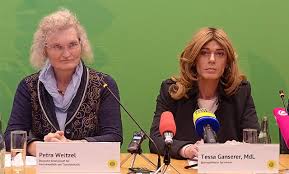 Considered the first sitting transgender politician in the history of germany. Transidentitat Tessa Ganserer Tessa Ganserer