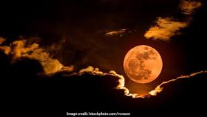 A total lunar eclipse or chandra grahan will take place on may 26. Lunar Eclipse 2019 Chandra Grahan Today India Timings Are There Any Precautions To Take For Health