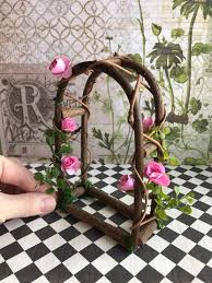 Miniature Garden Arch Dollhouse