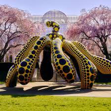 Experience the new york botanical garden, new york's iconic living museum, educational institution, and cultural attraction. Yayoi Kusama S Cosmic Nature Dots The New York Botanical Garden The New York Times