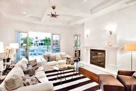 should a living room have a ceiling fan