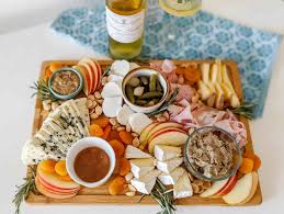 the best wine with a charcuterie board