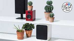 the best bookshelf speakers are small
