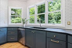 2023 kitchen cabinet color trends